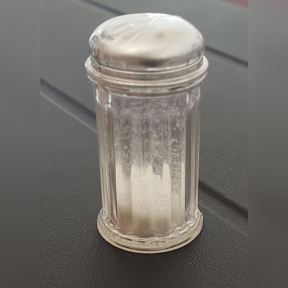 Our Generation American Girl 18" doll Kitchen Bake Food Sugar Shaker - Picture 2 of 4